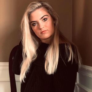 Meet your Posher, Carrie